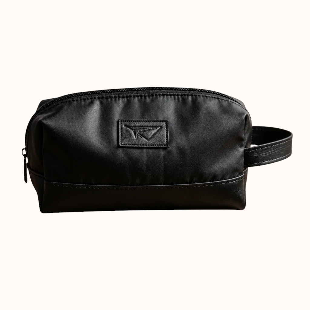 Neceser FERCCINI Minori Nero negro total, vista lateral con asa en sintético a juego